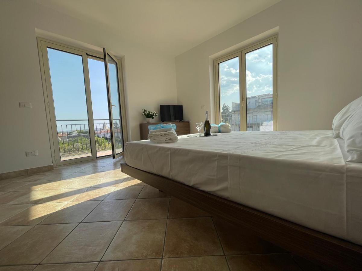 Maison De Cheeramie - Tourist Apartments Tra Mare E Etna Mascali Zewnętrze zdjęcie