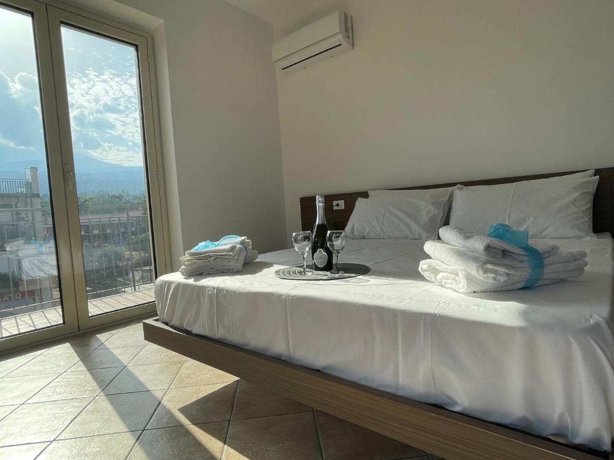 Maison De Cheeramie - Tourist Apartments Tra Mare E Etna Mascali Zewnętrze zdjęcie